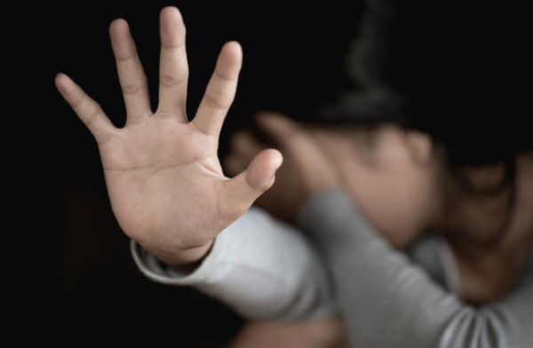 Condena contra tres personas por proxenetismo y abuso de menores - 1000 Noticias