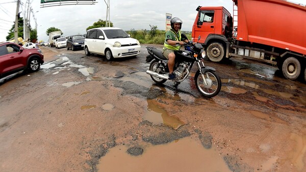 No es Marte, es Luque: Festival de baches recibirá a turistas en zona de Aeropuerto