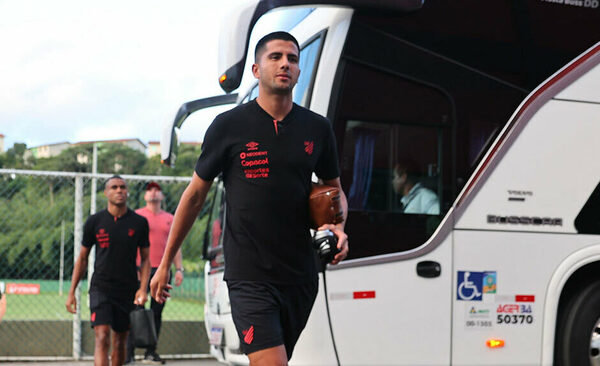 Versus / Paranaense gana y se estimula en la lucha por zafar del descenso