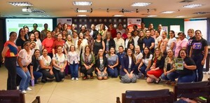 Capacitación en Programa Neli beneficiará a unos 50.000 niños de 3 a 5 años desde el 2025 - .::Agencia IP::.