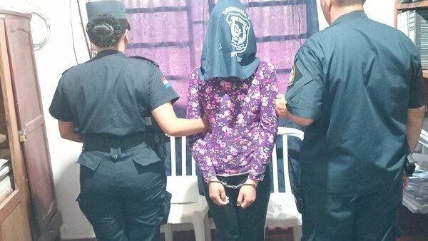Brutal ataque: mujer muere a machetazos a manos de su sobrina - 1000 Noticias