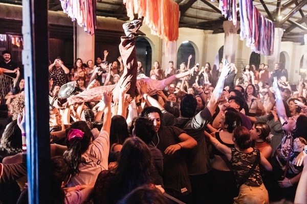 “Lado E”, diálogo y creación para mujeres y diversidades en el Centro Cultural del Puerto