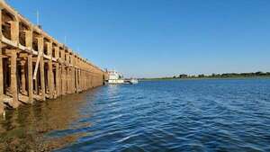 El río Paraguay registra un leve repunte en Asunción   - Nacionales - ABC Color