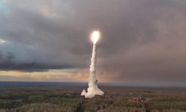 Miedo mundial: Rusia lanza contra Ucrania misil balístico intercontinental capaz de transportar ojivas nucleares