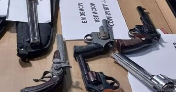 La Nación / Villa Morra: incautan importante cantidad de armas sin documentación de una vivienda