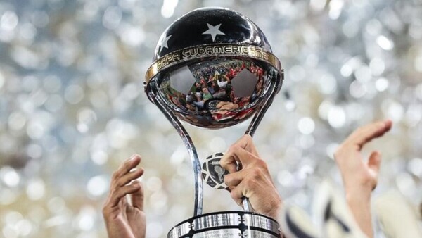 Copa Sudamericana: Brasileños y argentinos ya van ocupando Asunción para la final