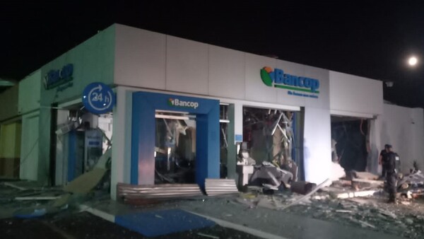 Asalto a banco en Naranjal: El multimillonario monto que se llevaron de la bóveda
