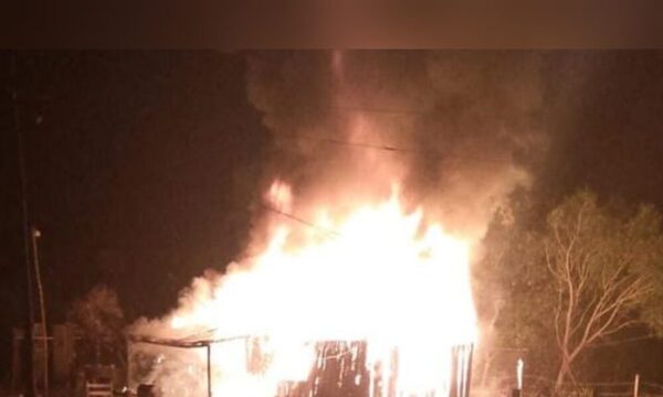 Despechado atacó a su ex con machete e incendió su vivienda
