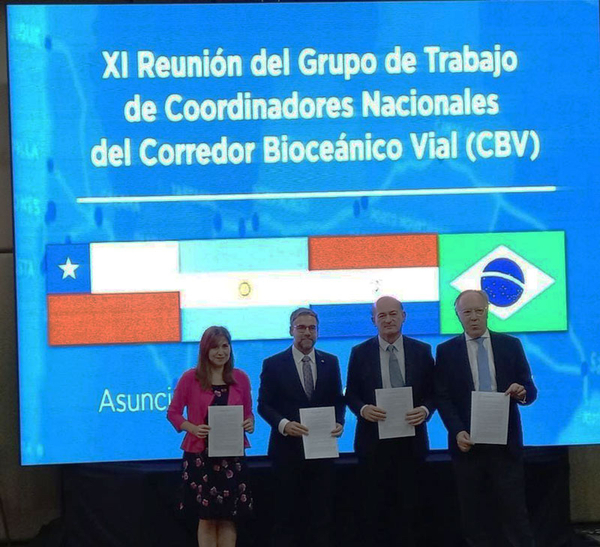 Acuerdan redoblar esfuerzos en el Corredor Bioceánico Vial