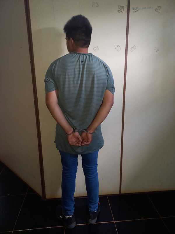 Imputan y piden prisión para hombre que amenazó con arrojarse al río con sus hijos - ADN Digital