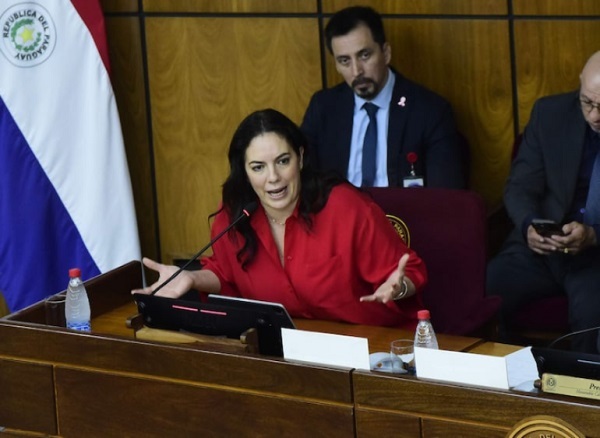 Director de Tránsito critica a ministra del MOPC