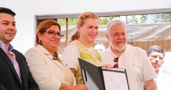La Nación / Peña anuncia licitación del Gran Hospital de Concepción y entrega importantes aportes