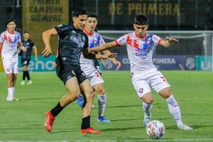 Por primera vez Trinidense vence a Cerro en la apertura de la penultima fecha