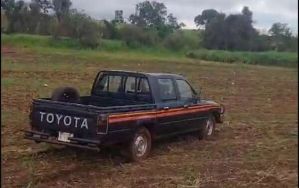 Recuperan camioneta robada de la Diócesis de Ciudad del Este - ABC en el Este - ABC Color