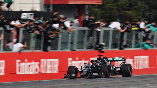 Versus / Hamilton domina la primera jornada de ensayos libres en Las Vegas