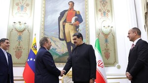 Maduro afirma que se abre nueva etapa en la "poderosa alianza" de Venezuela con Irán