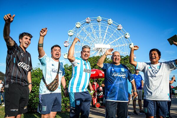 En la previa de la final, visitantes disfrutan circuitos turísticos preparados por la Senatur - .::Agencia IP::.