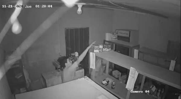 Dos jóvenes aprehendidos tras vaciar una despensa: uno ya tenía orden de captura - Policiales - ABC Color