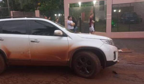Idearon el plan perfecto… si querían que los atraparan: roban a la vecina con camioneta del papá