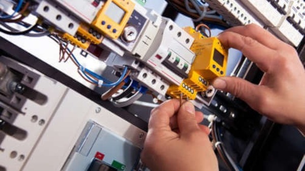 Espacios públicos deben realizar inspección obligatoria de instalaciones eléctricas - 1000 Noticias