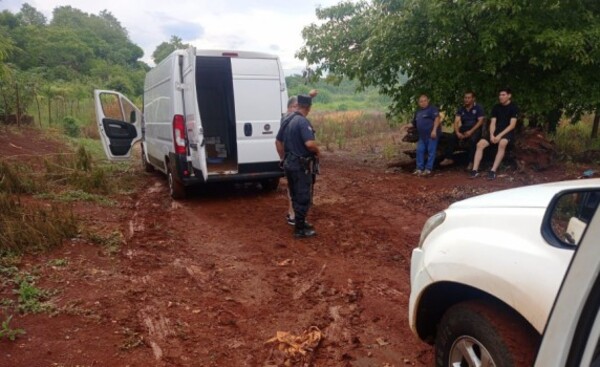 Falsos policías roban mercaderías por valor de 114 mil dólares