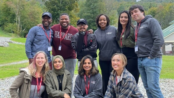 Harvard Kennedy School destaca lucha de joven contra la corrupción