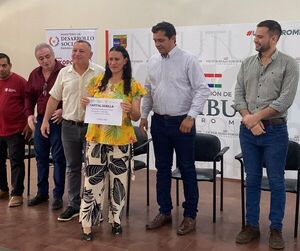 Tenonderâ desembolsó más de G. 300 millones para familias participantes de Ñeembucú - .::Agencia IP::.