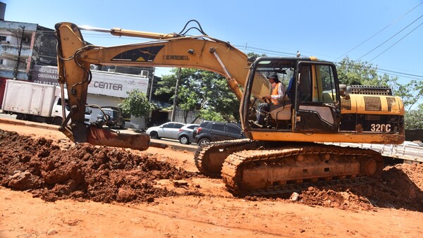 Nenecho Rodríguez anuncia obras de cuencas de desagüe pluvial por valor de G. 120.000 millones