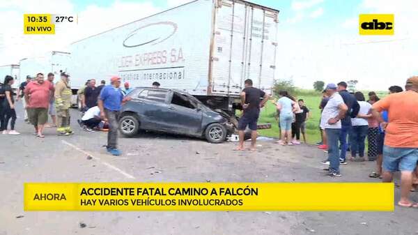Fatal accidente en zona de Falcón: involucró a vehículo que traía a hinchas argentinos  - ABC Noticias - ABC Color