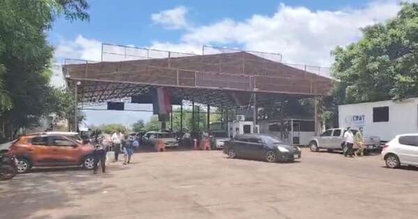 Diario HOY | Puesto fronterizo Encarnación-Posadas, en su máxima capacidad para recibir a hinchas argentinos