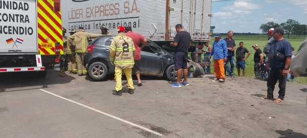 Accidente en ruta Falcón-Clorinda deja un fallecido y varios hinchas de Racing heridos - trece