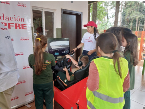 Un nuevo cap铆tulo en la campa帽a de seguridad vial de Fundaci贸n MAPFRE