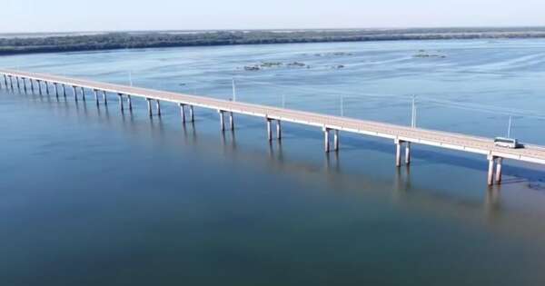 La Nación / El paso fronterizo sobre la represa de Yacyretá se encuentra habilitado de lunes a viernes