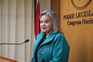 Senadora denuncia que Paraguay debe US$ 3 millones al Parlasur y habla de irregularidades - Política - ABC Color
