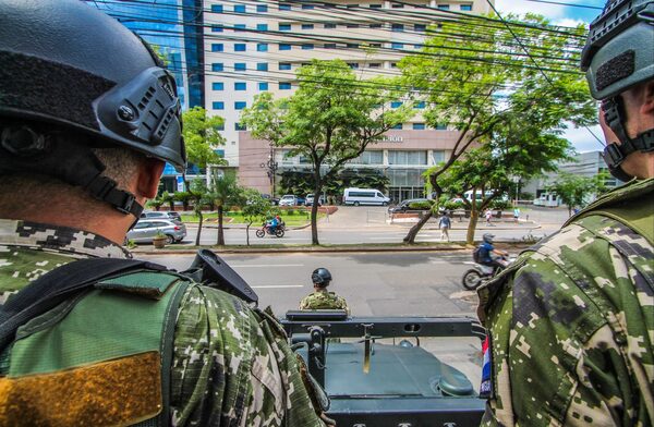 Despliegan a personal del Ejército en puntos estratégicos de la ciudad • RADIO NACIONAL