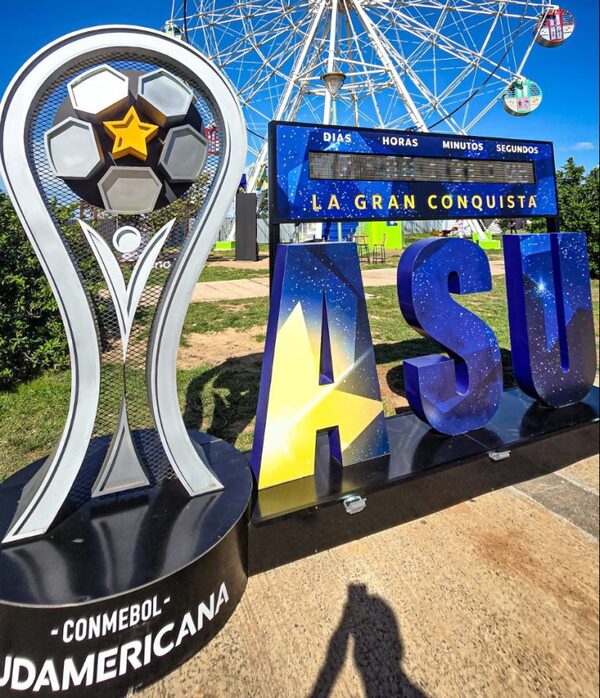 Instalan cuatro pantallas gigantes en puntos estratégicos de Asunción para la Final Única de la Sudamericana • RADIO NACIONAL