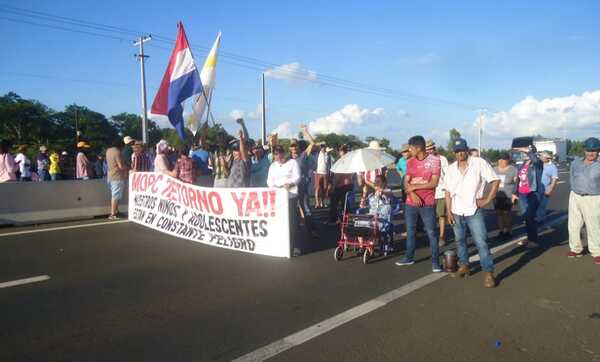 Cuarto cierre de ruta realizan pobladores sanjosianos, ante indiferencia del MOPC - Noticiero Paraguay