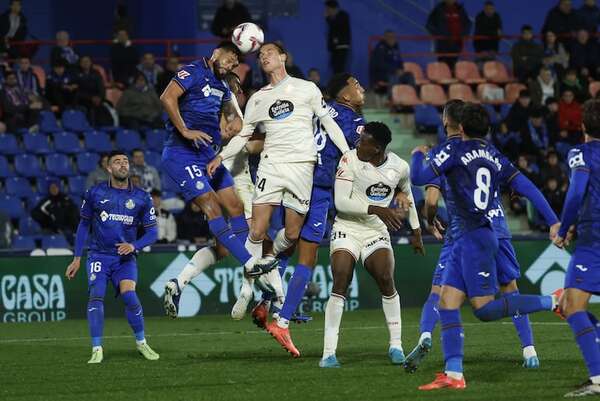 El Getafe se aleja de la zona roja y el líder Barcelona visita hoy al Celta - Fútbol Internacional - ABC Color