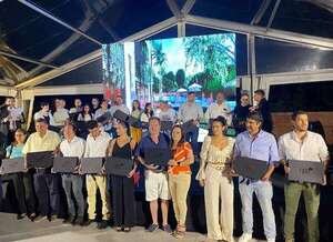 Oga Ciudad Jardín entrega llaves a sus propietarios - Empresariales - ABC Color