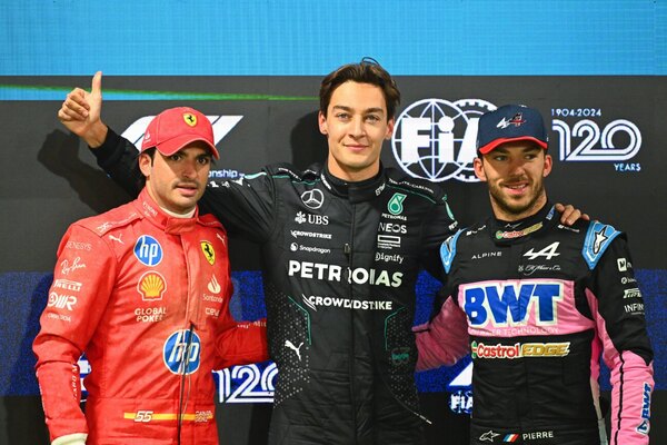 Versus / George Russell atrapa la 'pole' en Las Vegas y Colapinto colisiona