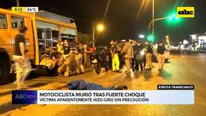 Video: Motociclista murió tras fuerte choque sobre la ruta Transchaco - ABC Noticias - ABC Color