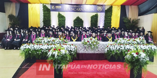 INICIARON CEREMONIAS DE GRADUACIÓN DE LA UNAE Y EL ISEDE - Itapúa Noticias