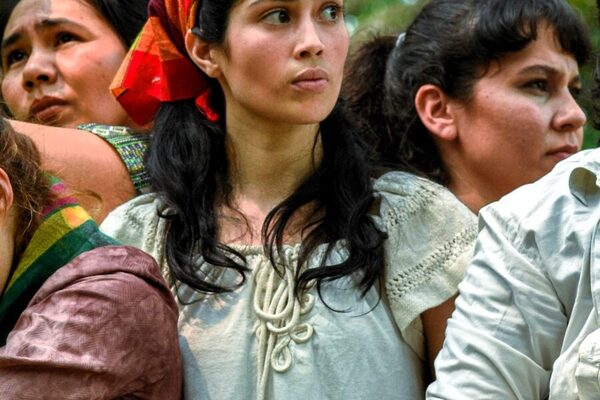 Estreno de “Re-Existir”, teatro físico en homenaje a luchas latinoamericanas en Espacio E