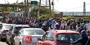 AFLUENCIA MASIVA EN LA FRONTERA DE ENCARNACIÓN POR FINAL DE LA COPA SUDAMERICANA - Itapúa Noticias