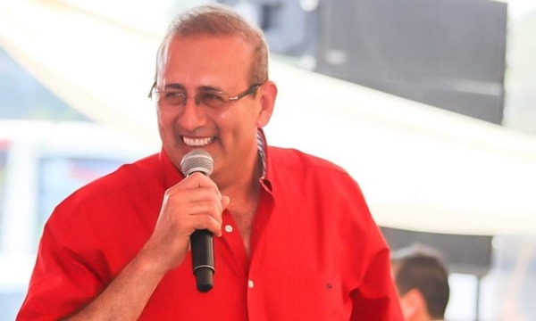 Senador mueve tentáculos para chulear deuda de millón de dólares - El Independiente