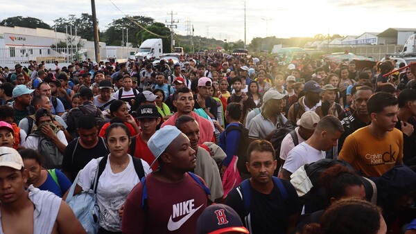 Las caravanas migrantes se multiplican en la frontera sur de México antes de Trump