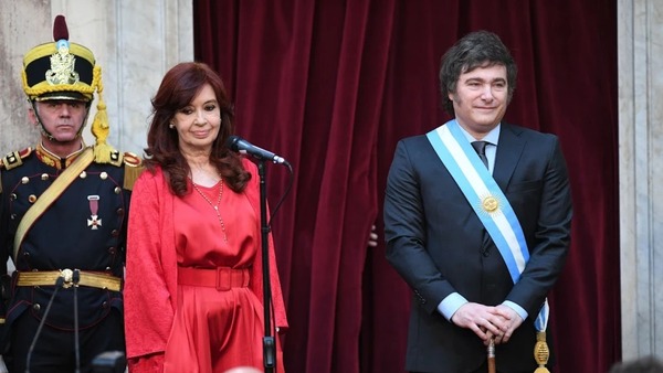 Cristina Fernández exige a Milei restitución de pensiones luego de ser condenada - 1000 Noticias