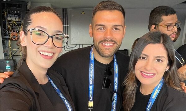 Marilia y Meli, en La Nueva Olla: “Somos ‘la voz del estadio'”