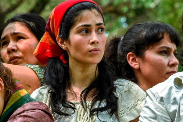 Estreno de “Re-Existir”, teatro físico en homenaje a luchadoras latinoamericanas en Espacio E