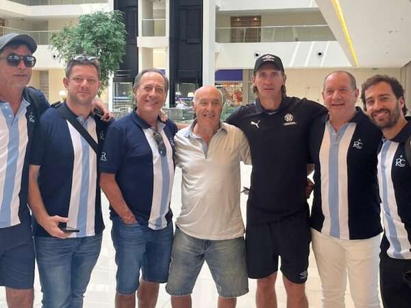 Guillermo Francella en Paraguay: pasión Racing en la final de la Copa Sudamericana - Gente - ABC Color